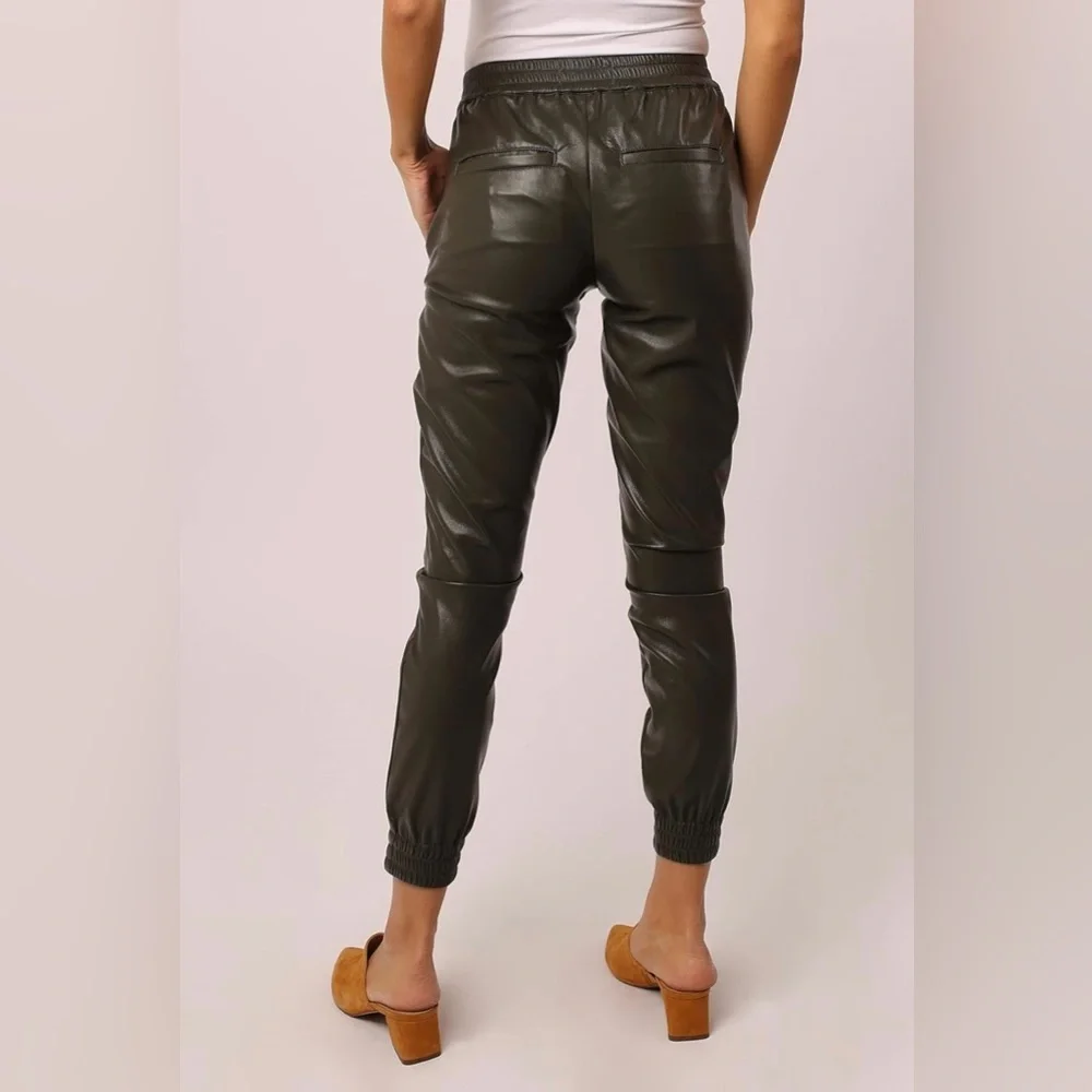 Dear John Olive Green Faux Leather Jogger‎ Pants Women’s Size M Pull On